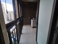 3室2廳 金域緹香陽(yáng)臺(tái)