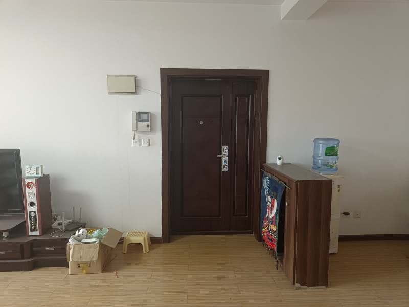 4室2廳2陽(yáng)臺(tái) 湖畔之夢(mèng)門廳