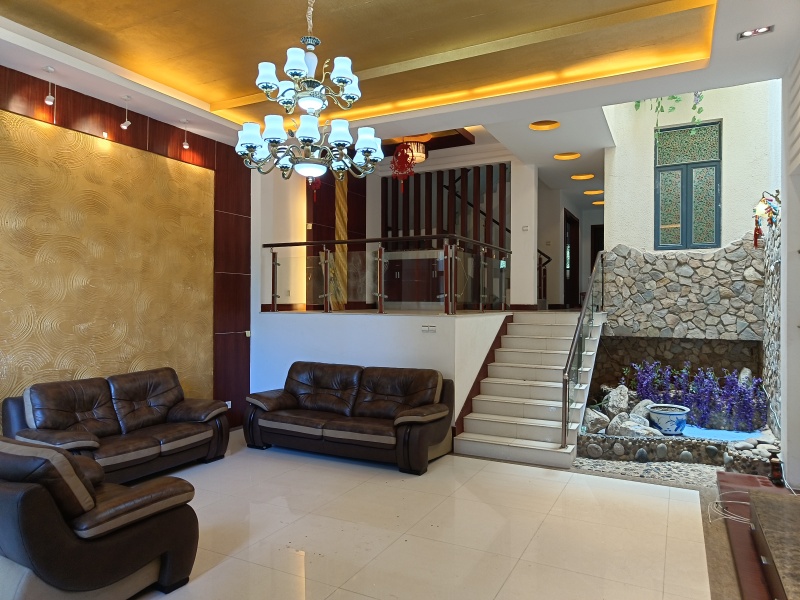 4室2廳3陽(yáng)臺(tái) 滇池衛(wèi)城紫園別墅其他