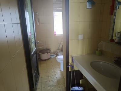 4室2廳2陽(yáng)臺(tái) 湖畔之夢(mèng)衛(wèi)生間