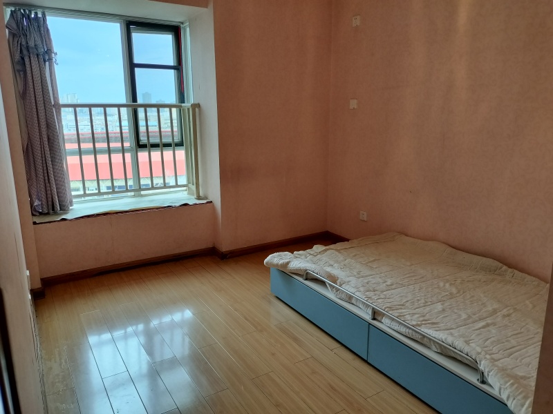 3室2廳 匯都國(guó)際一期臥室