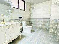 5室2廳2陽(yáng)臺(tái) 萬和花園衛(wèi)生間