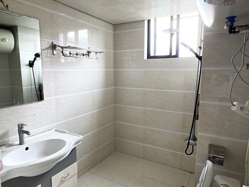 5室2廳2陽臺 春城慧谷A區(qū)衛(wèi)生間