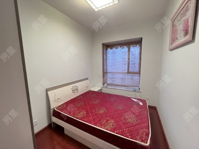 4室2廳1陽臺 華都花園A區(qū)