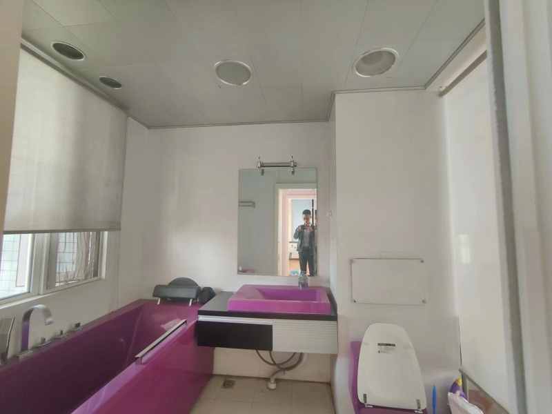 4室2廳1陽臺(tái) 世紀(jì)城玉春苑衛(wèi)生間