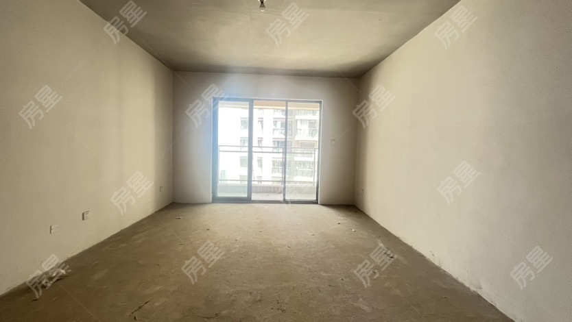 3室2廳2陽臺(tái) 廣福城沁福園客廳