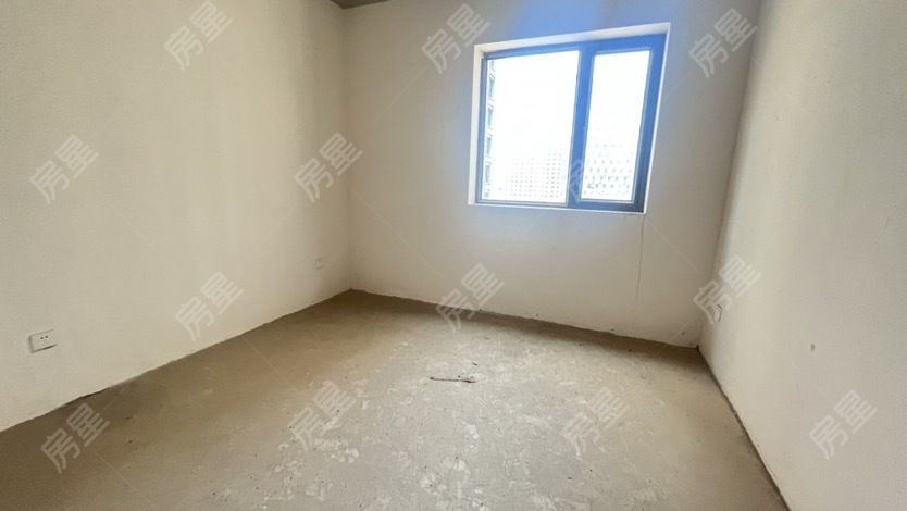 3室2廳2陽臺(tái) 廣福城沁福園臥室