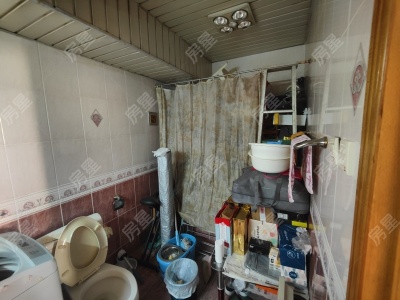 4室2廳1陽(yáng)臺(tái) 臨江花園