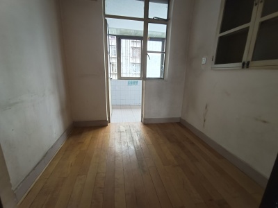 3室2廳1陽臺 新迎苑