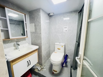 1室1廳1陽臺(tái) 新迎新城