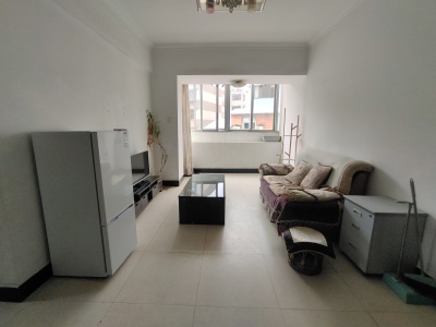 2室2廳1陽(yáng)臺(tái) 春城路177號(hào)