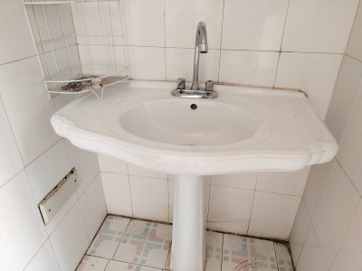 1室1廳1陽臺(tái) 華龍人家