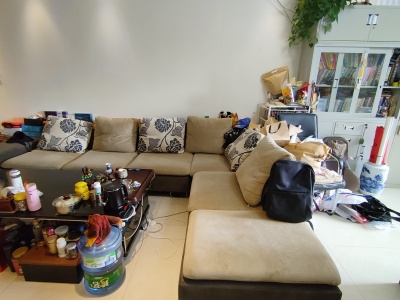 4室2廳1陽(yáng)臺(tái) 戎錦花園