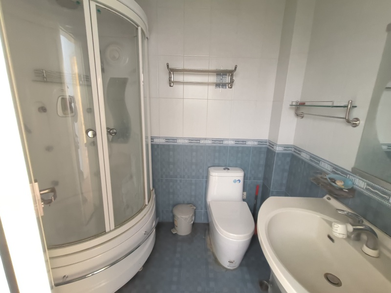 4室3廳2陽臺 加州楓景別墅衛(wèi)生間