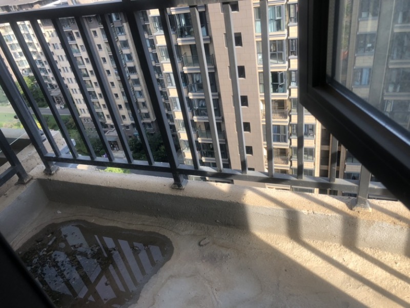 3室2廳2陽臺(tái) 中建龍熙壹號(hào)A區(qū)陽臺(tái)