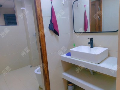 3室2廳2陽臺(tái) 潤城二區(qū)