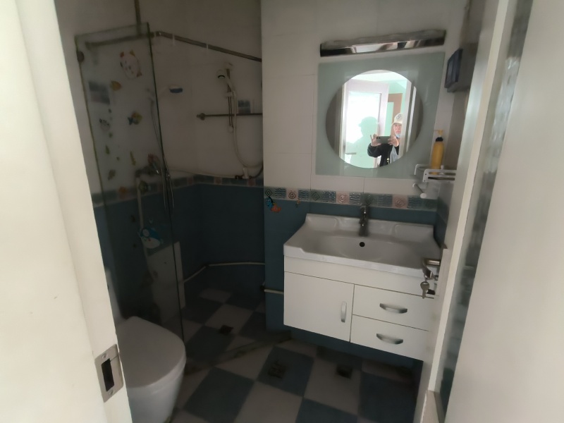 4室3廳2陽臺 加州楓景別墅衛(wèi)生間