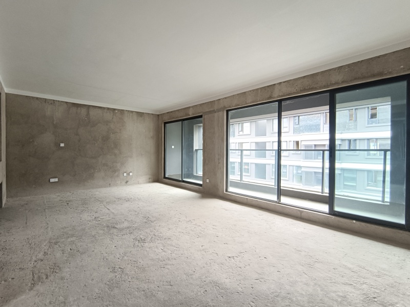 5室2廳3陽臺(tái) 義承金川府別墅客廳