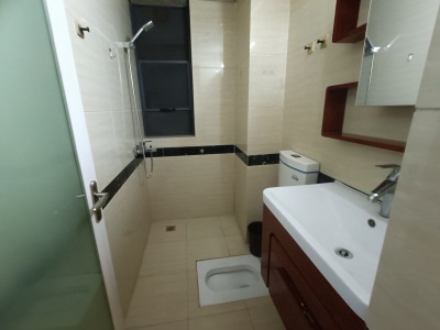 2室2廳1陽臺 海倫國際泰晤士區(qū)