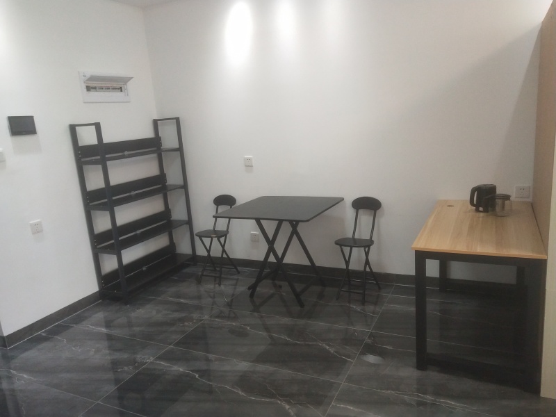 1室1廳1陽臺 潤城八區(qū)餐廳