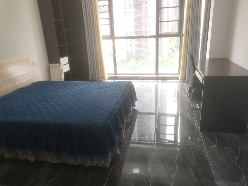 1室1廳1陽臺 潤城八區(qū)臥室