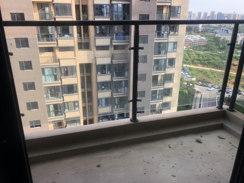 3室2廳2陽臺(tái) 中建龍熙壹號(hào)A區(qū)陽臺(tái)