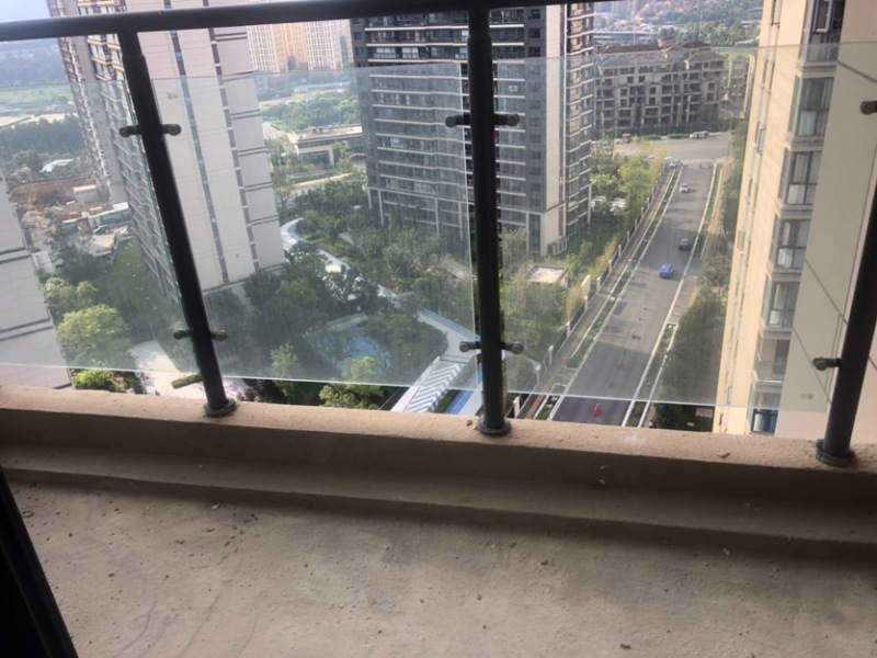 3室2廳2陽臺(tái) 中建龍熙壹號(hào)A區(qū)陽臺(tái)