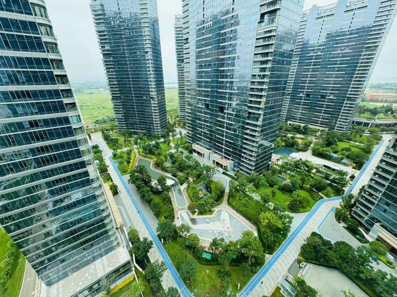 4室2廳1陽(yáng)臺(tái) 山海灣8號(hào)其他