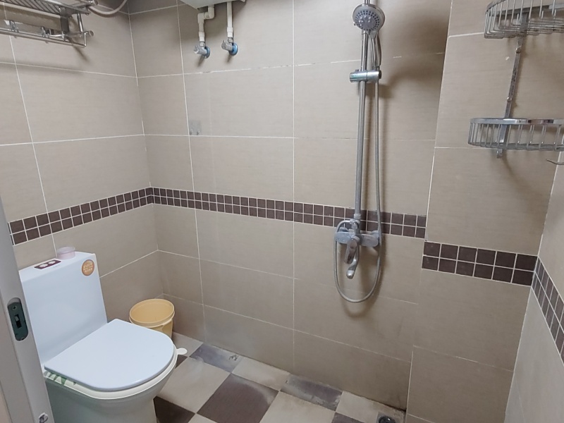 3室2廳3陽臺(tái) 經(jīng)典雙城二、三期衛(wèi)生間