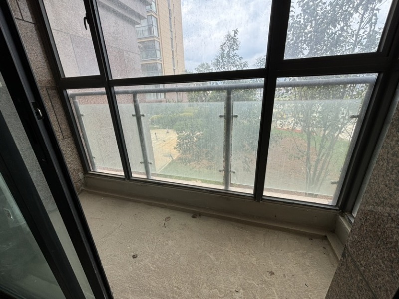 中建龙熙壹号二期阳台
