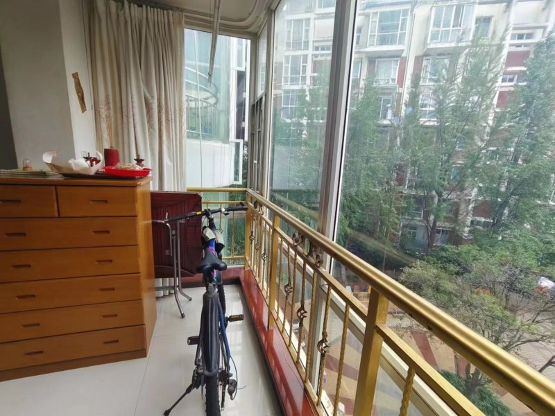 3室2廳2陽臺 天陽花園陽臺