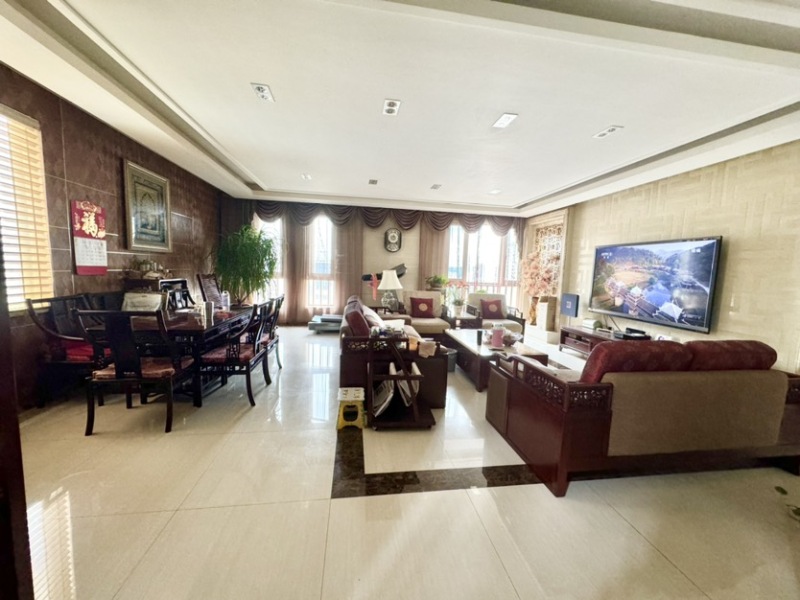 5室3廳2陽臺 中央麗城其他