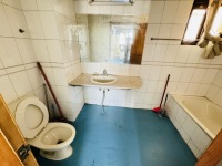 4室2廳1陽(yáng)臺(tái) 金實(shí)小區(qū)誠(chéng)實(shí)園衛(wèi)生間