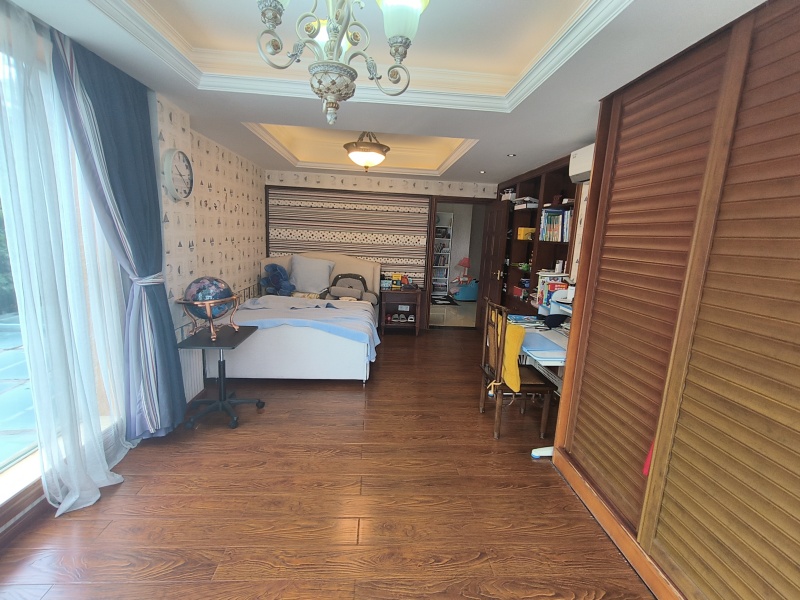 7室2廳5陽臺 海韻楓丹別墅其他