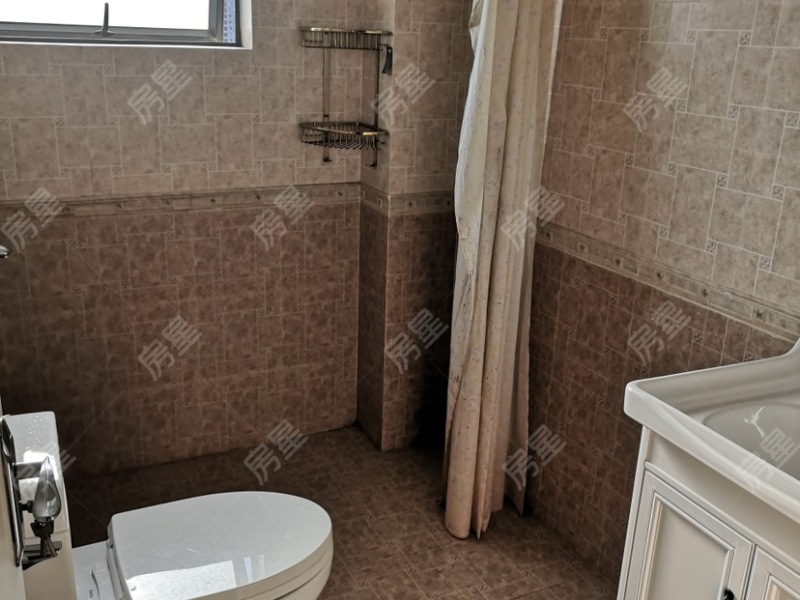 3室2廳 潤城二區(qū)衛(wèi)生間