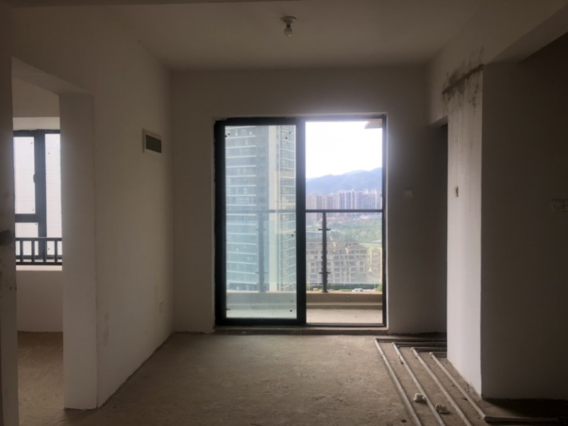 3室2廳2陽臺(tái) 中建龍熙壹號(hào)A區(qū)餐廳