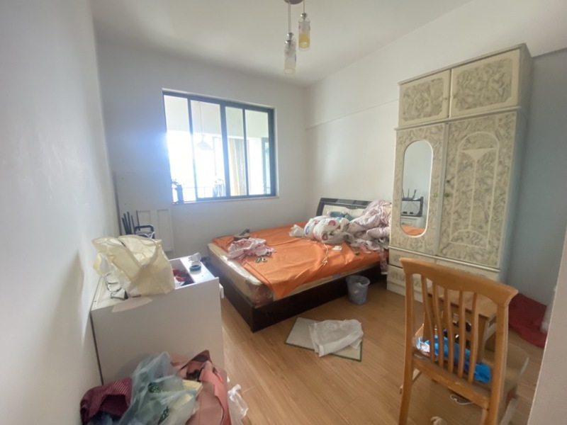 4室2廳2陽臺 金江小區(qū)涵苑臥室