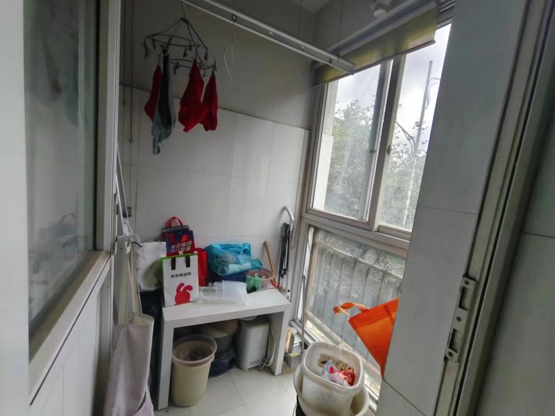 3室2廳2陽臺 天陽花園陽臺