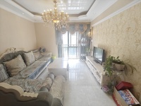 4室2廳1陽(yáng)臺(tái) 春城慧谷二期客廳