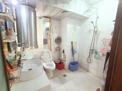 3室2廳1陽(yáng)臺(tái) 銀領(lǐng)國(guó)際