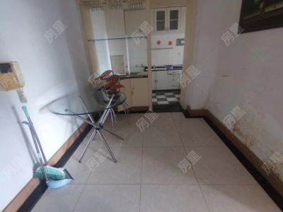 2室2廳1陽臺 新興大廈