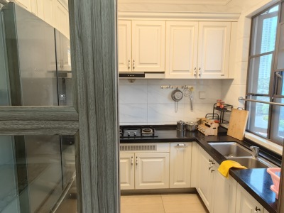 4室2廳2陽臺 碧桂園璽臺