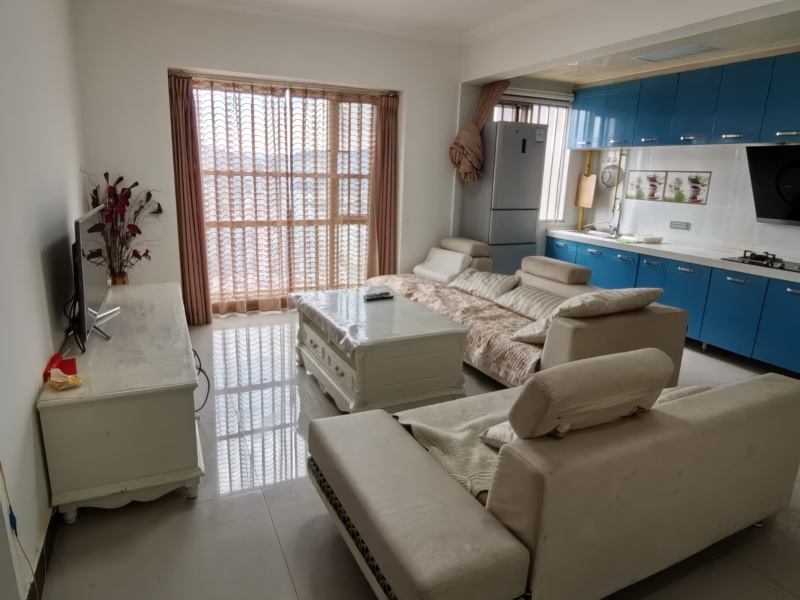 2室2廳1陽臺 同德昆明廣場上北區(qū)客廳