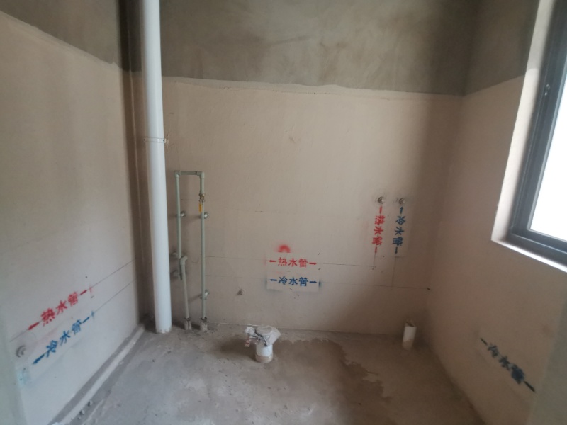 5室2廳3陽(yáng)臺(tái) 海東俊園一期別墅衛(wèi)生間