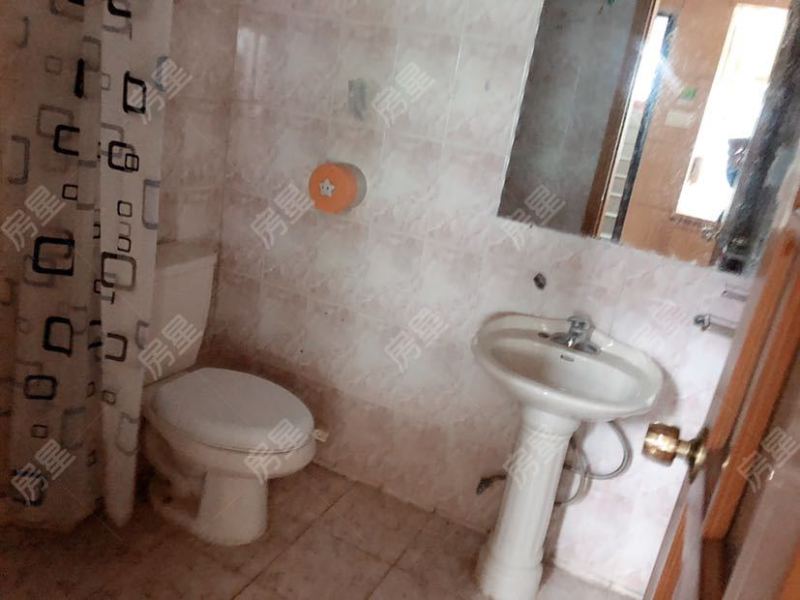 3室2廳2陽(yáng)臺(tái) 陽(yáng)光花園二期昊苑衛(wèi)生間