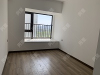 4室2廳1陽(yáng)臺(tái) 萬(wàn)科金域水岸臥室