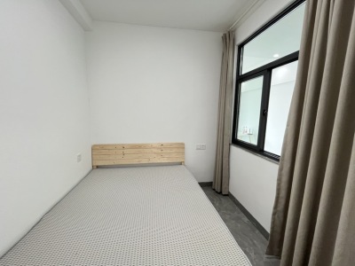 1室1廳1陽臺(tái) 海倫堡中央廣場