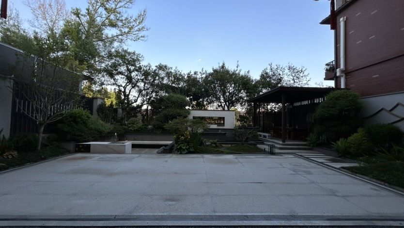 7室2廳3陽(yáng)臺(tái) 滇池衛(wèi)城悅湖郡別墅臥室