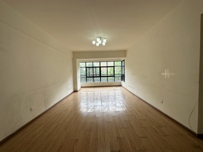 3室2廳2陽臺 春城慧谷B區(qū)