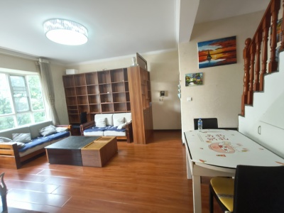 3室2廳1陽臺(tái) 書香門第